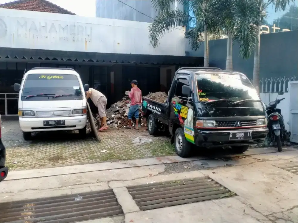 Jasa angkut & buang brangkal puing barangkal sampah daun prabotan dll