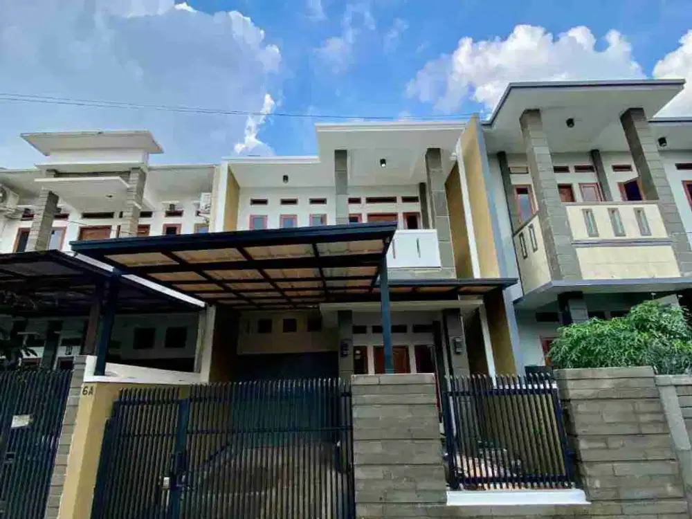 Harga Nego Rumah Minimalis 2 Lantai di Batu Indah Buah batu dkt Batununggal