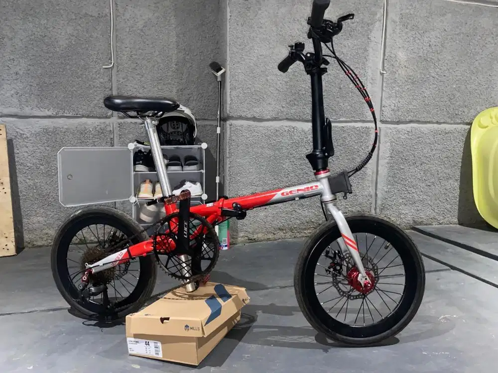 Speda lipat ukuran 16