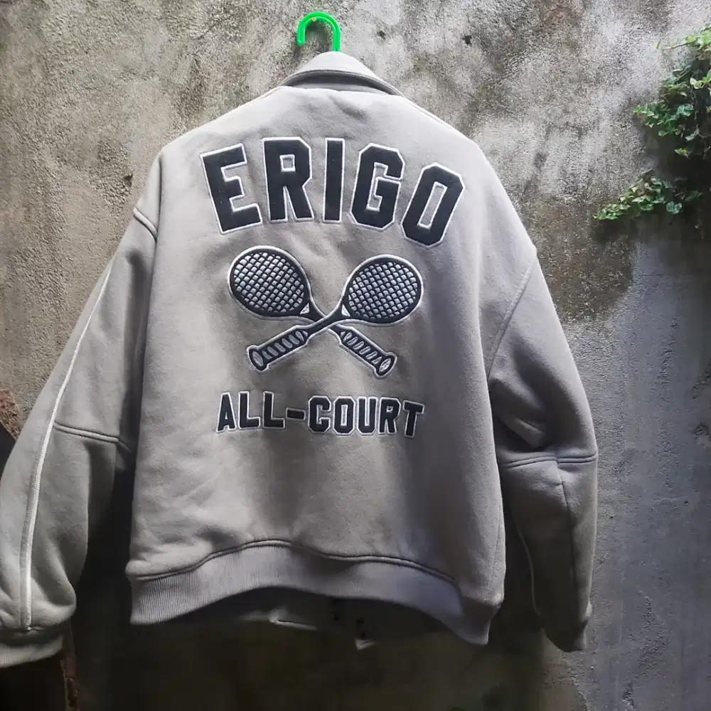 Preowned Erigo Varsity Jaket Padel.Keren.Cowok/,Cewek size L.