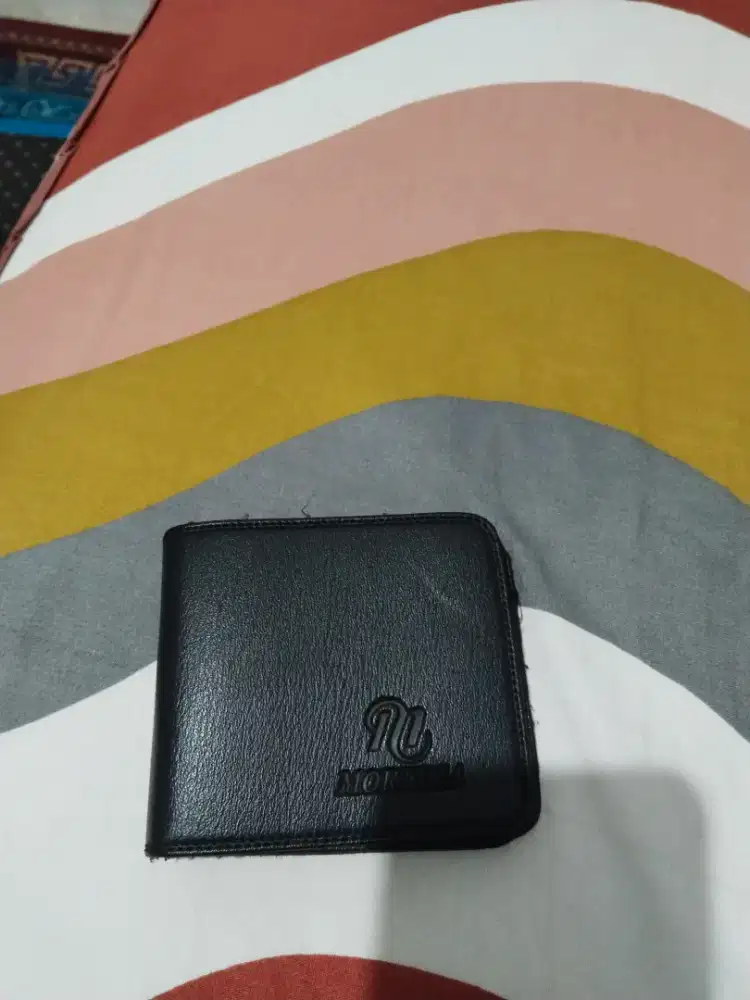 Dompet Pria masih baru