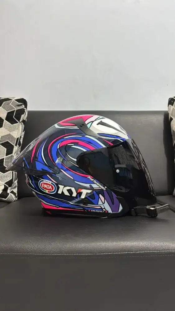 Helm KYT TTR JET BASTIANINI XL