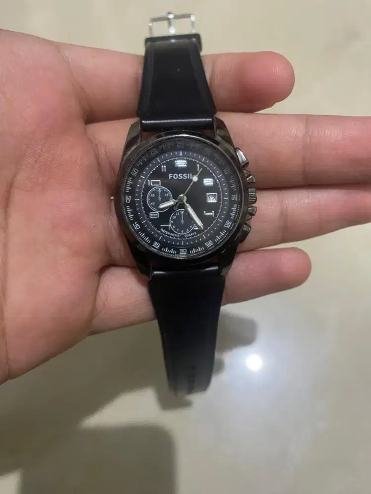 Jam FOSSIL untu perempuan