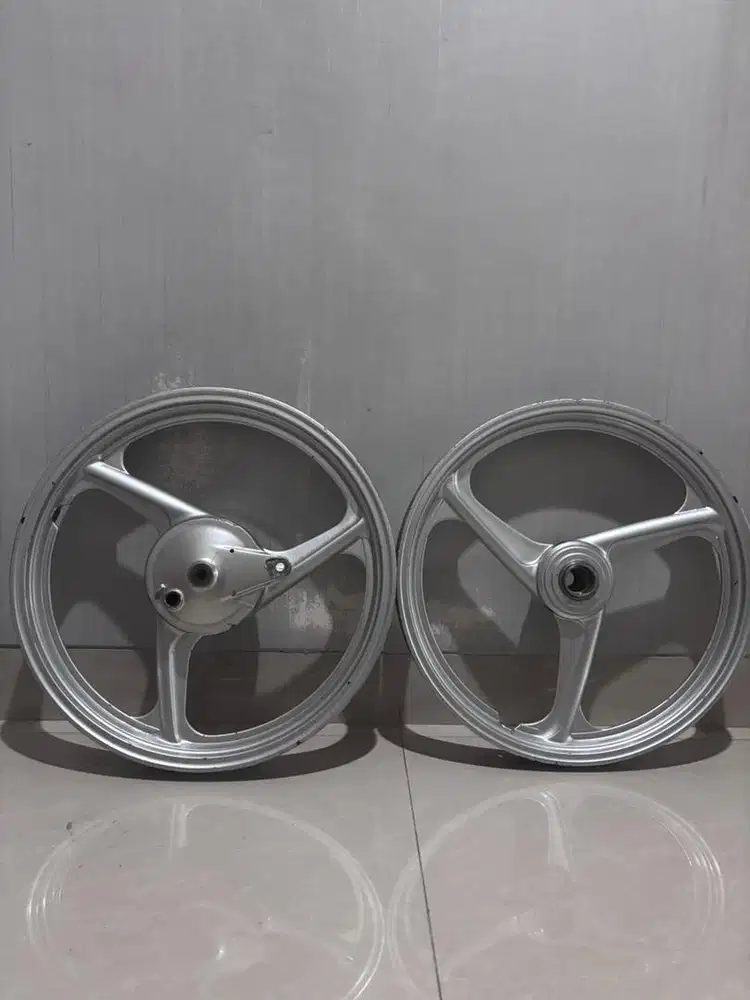 Velg OEM Yamaha F1ZR