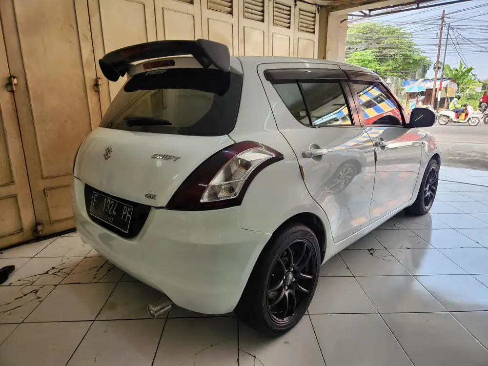 Suzuki Swift 2016 Bensin