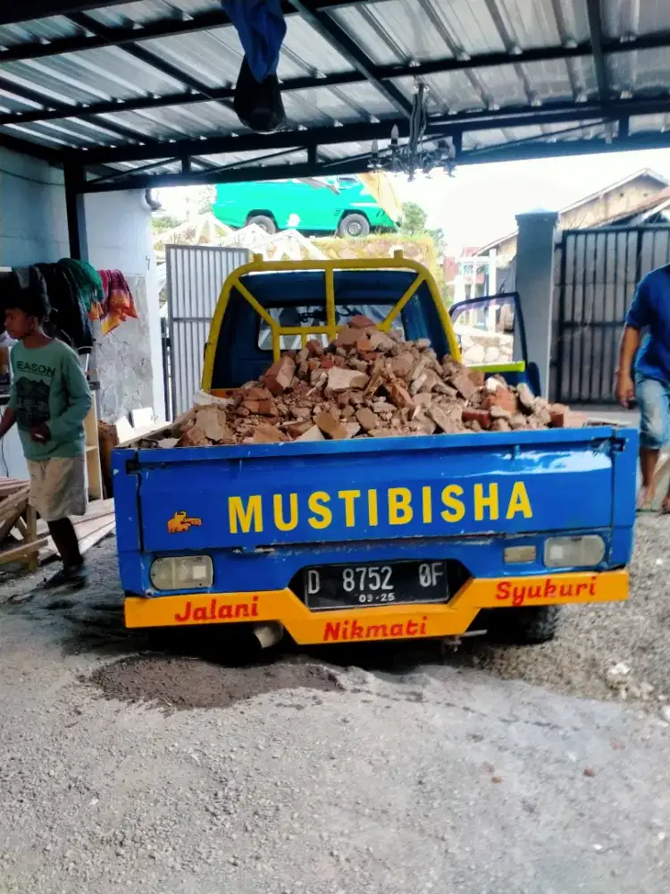 Jasa angkut & buang brangkal puing barangkal sampah daun prabotan dll