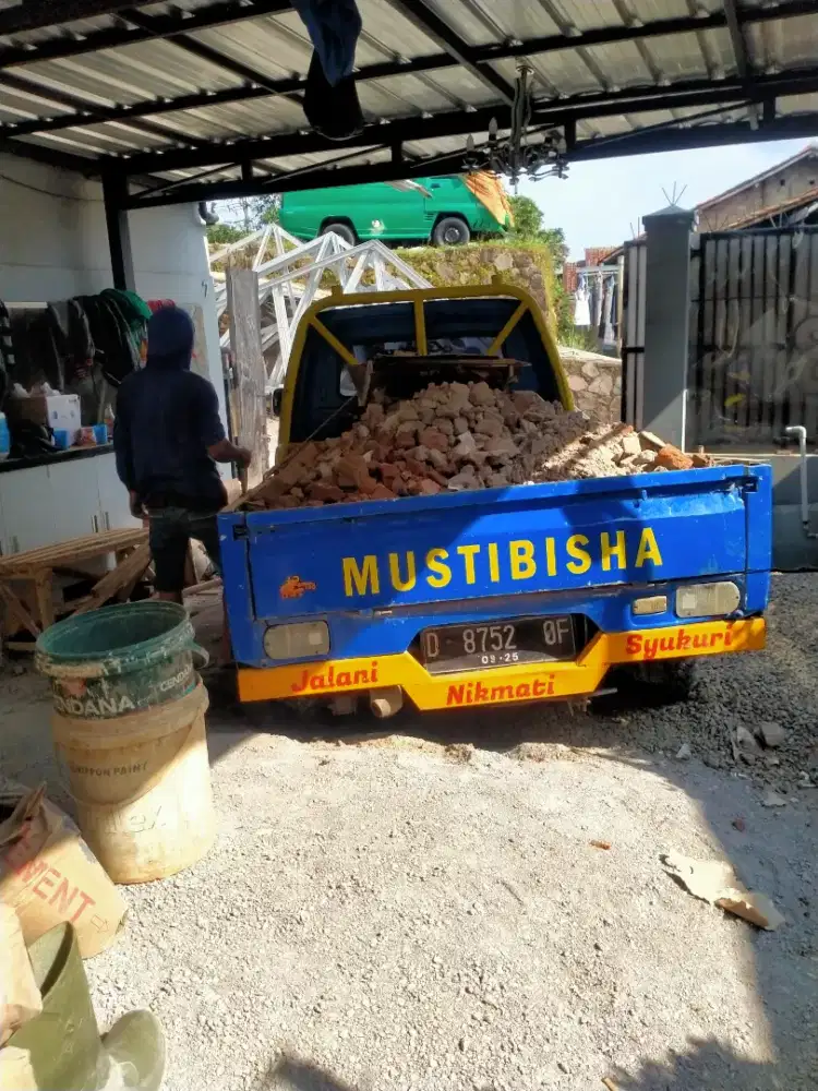 Jasa angkut & buang brangkal puing barangkal sampah daun prabotan dll