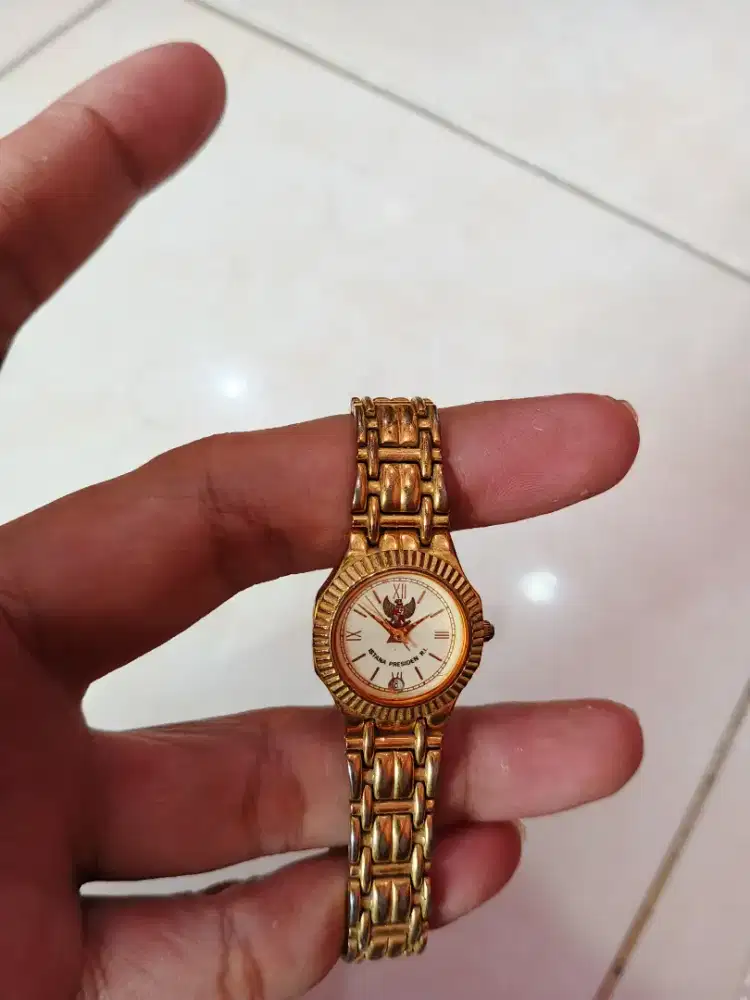 JAM TANGAN LAURENT DIOR ISTANA KEPRESIDENAN