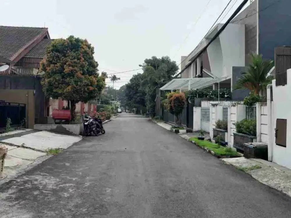 tanah di komplek sayap bkr regol buahbatu