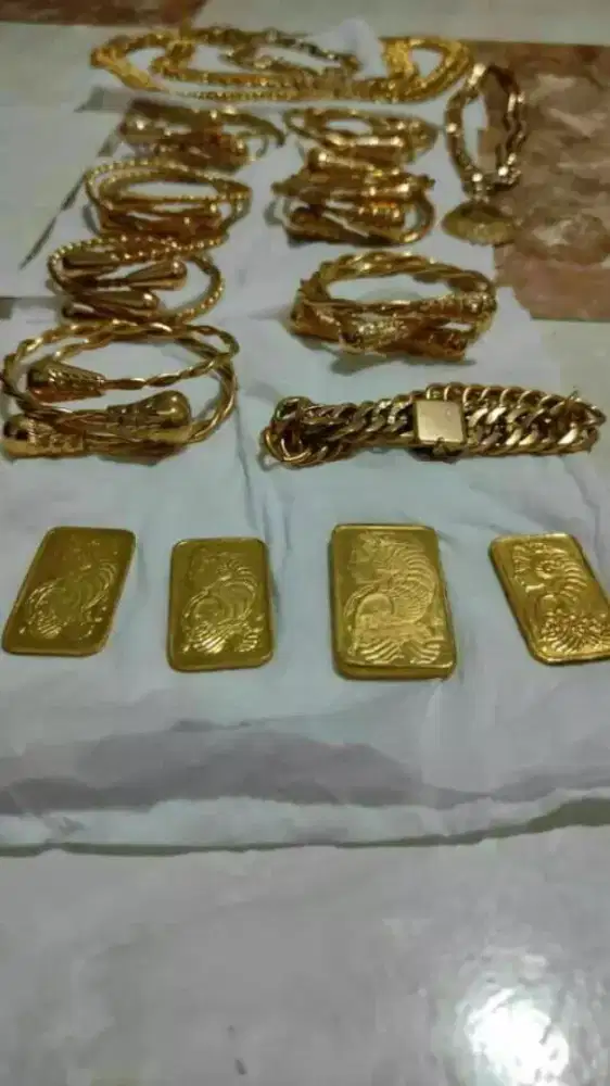 TERIMA JUAL BELI EMAS BERLIAN DAN JAM TANGAN MEWAH