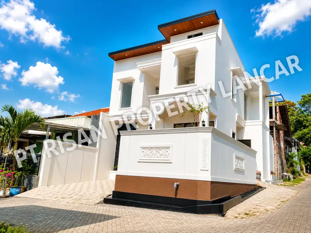 Rumah Mewah Candi Kalasan Semarang Barat