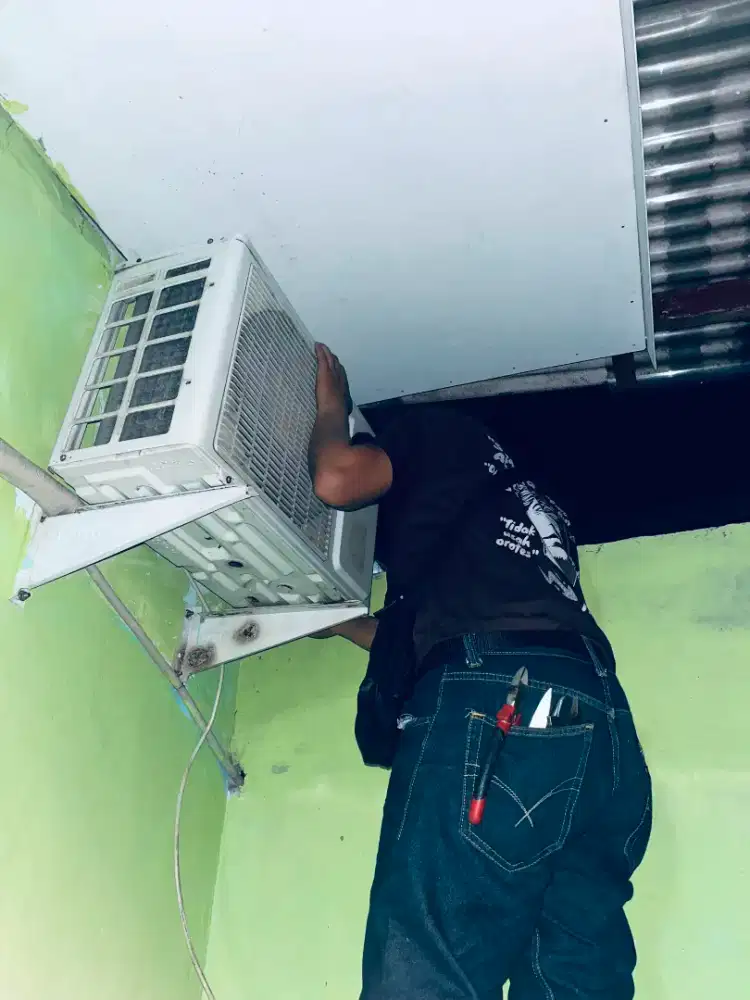 Service AC bongkar pasang AC cuci AC perbaikan AC service AC panggilan