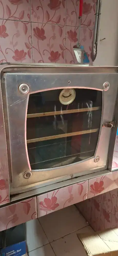 Oven open tangkring
