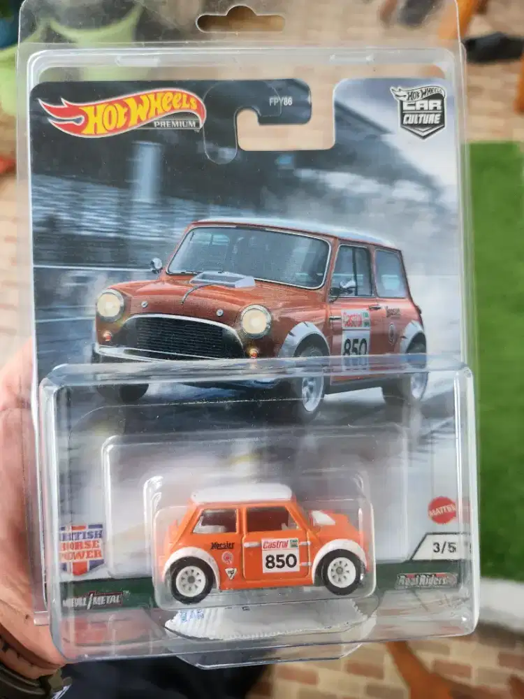 Hotwheels Premium Morris mini