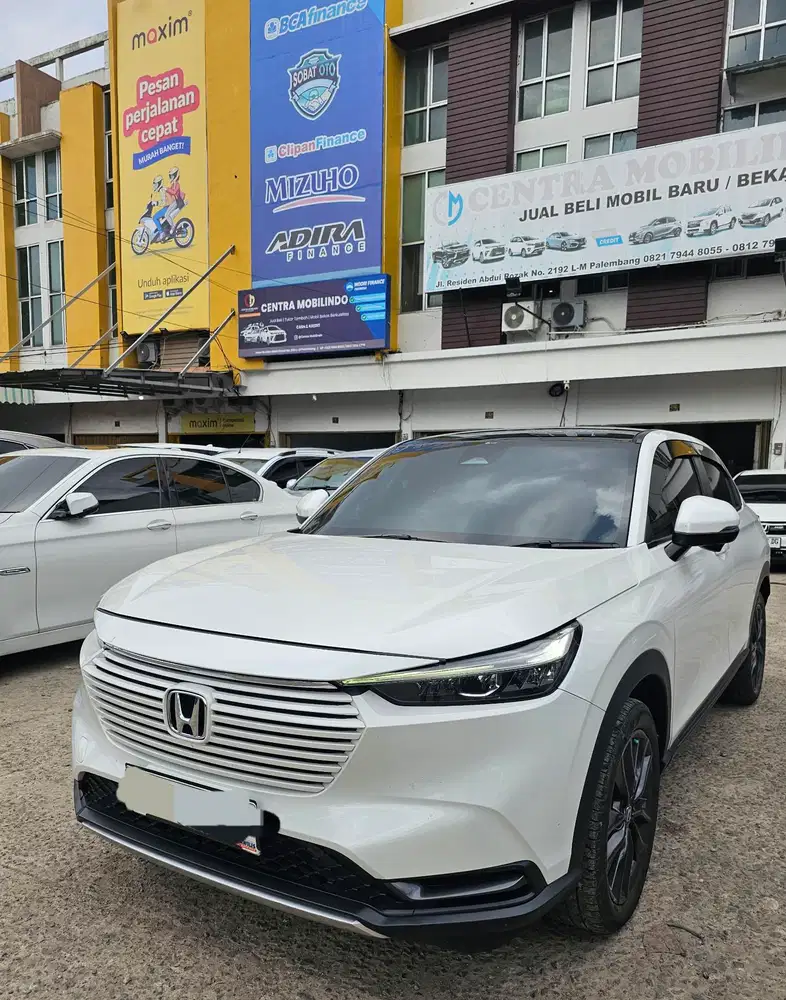 HRV E SE HS 1.5 AT 2023 / 2024 putih istimewa dp 55 jt