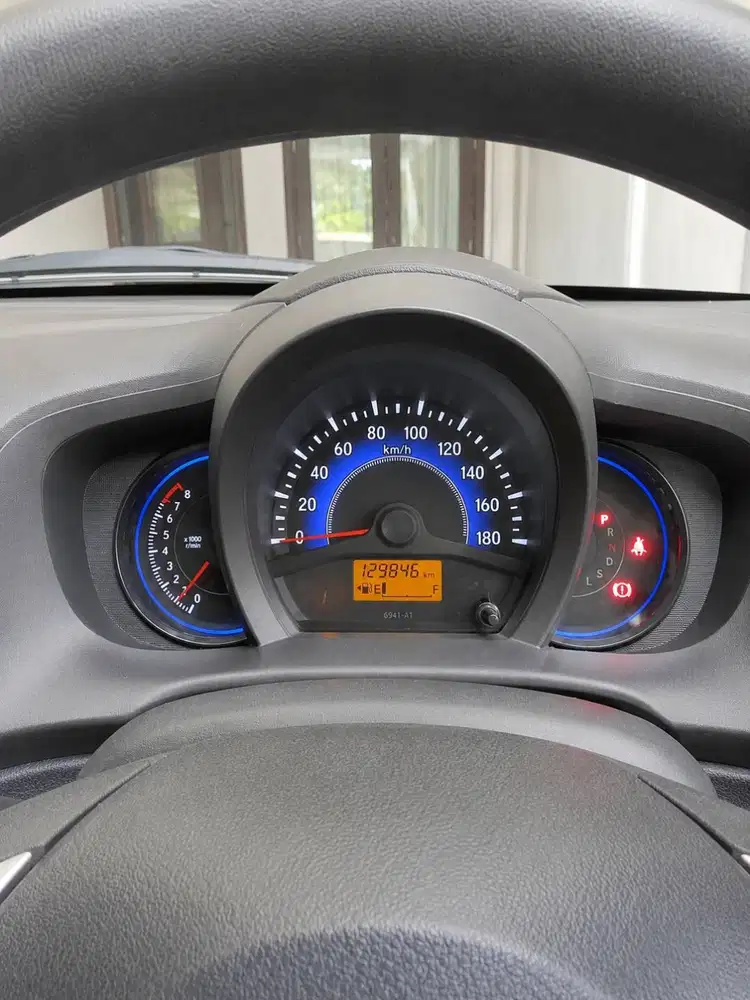 DIJUAL: Honda Mobilio E CVT 2014  Plat B | Warna Silver | Transmisi M