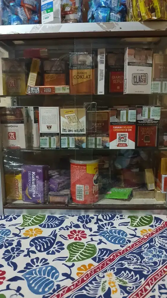 JUAL ETALASE ROKOK PLUS ISINYA