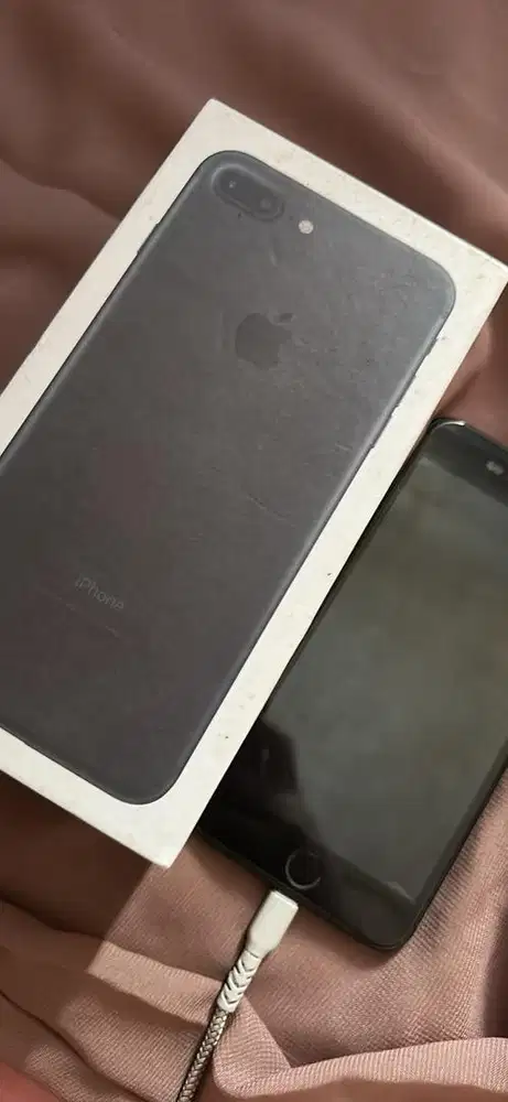 BUTUH DANA! JUAL CEPAT IP 7 PLUS !!