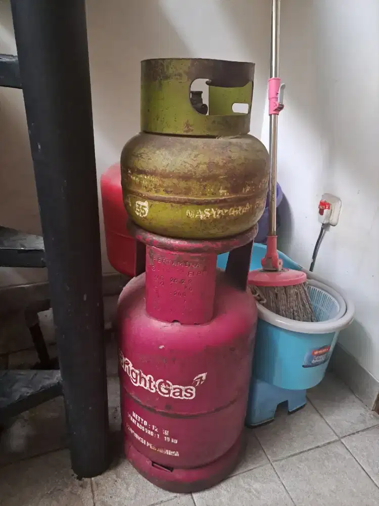 Gas Elpiji Pink 12Kg (350K) dan Gas 3Kg (180K)