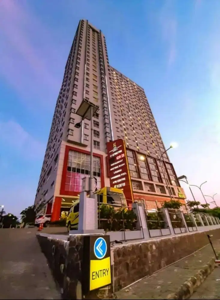 DIJUAL APARTEMEN GUNAWANGSA MERR SURABAYA