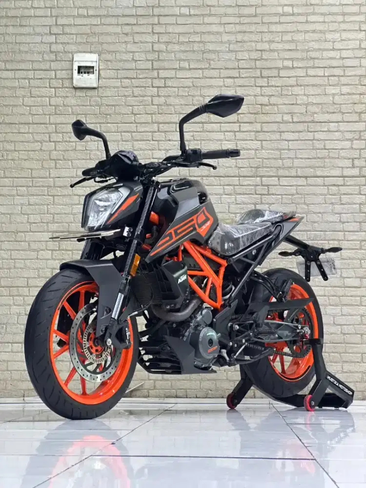 READY‼️ KTM DUKE 250 TH 2022 SUPER MULUS ODO 2RB NOPOL W SDA