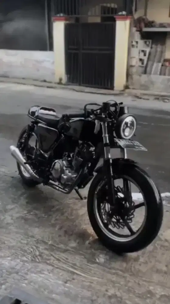 Jual Yamaha Byson Modif caferacer siap gass