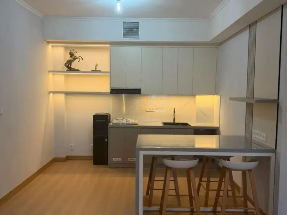 Dijual Apartemen Depan BINUS (Silkwood Residence) – Full Renovasi Premium 56m² 1BR