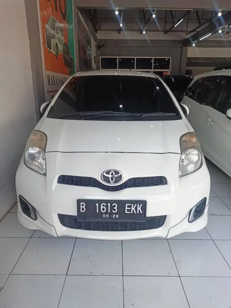 Toyota yaris bapao 2013 E matic