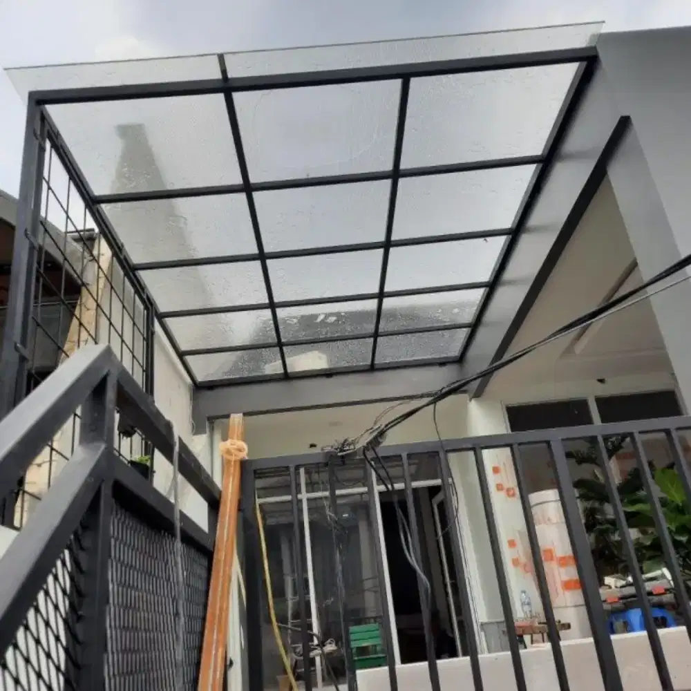 Kanopi polycarbonat