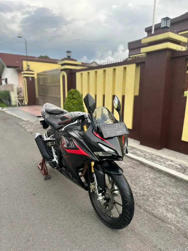 Honda CBR 150R Tahun 2021
