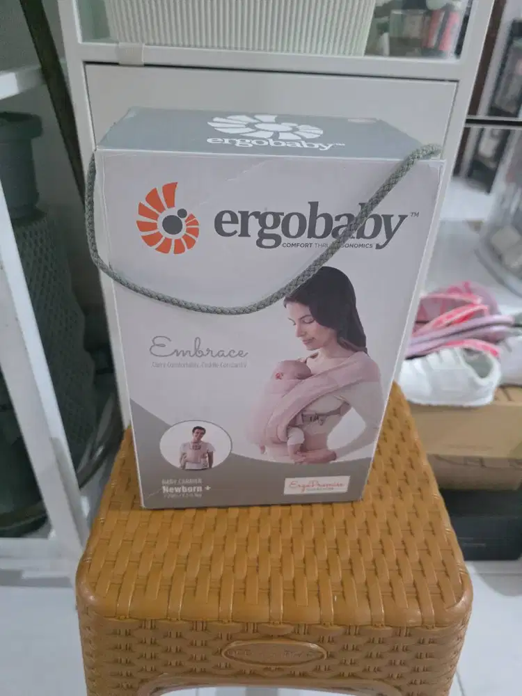 Ergobaby Embrace Newborn Carrier Blush Pink – Preloved Like New + Box