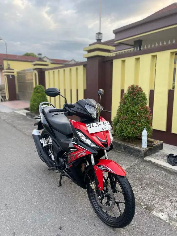Honda Supra GTR 150 Tahun 2023