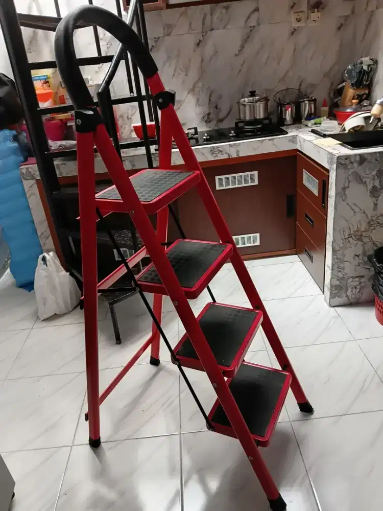 Tangga bagus sesuai gambar