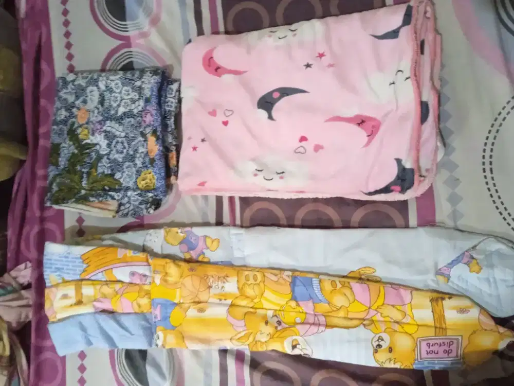 Gendongan selimut dan kain jarik ambil semua