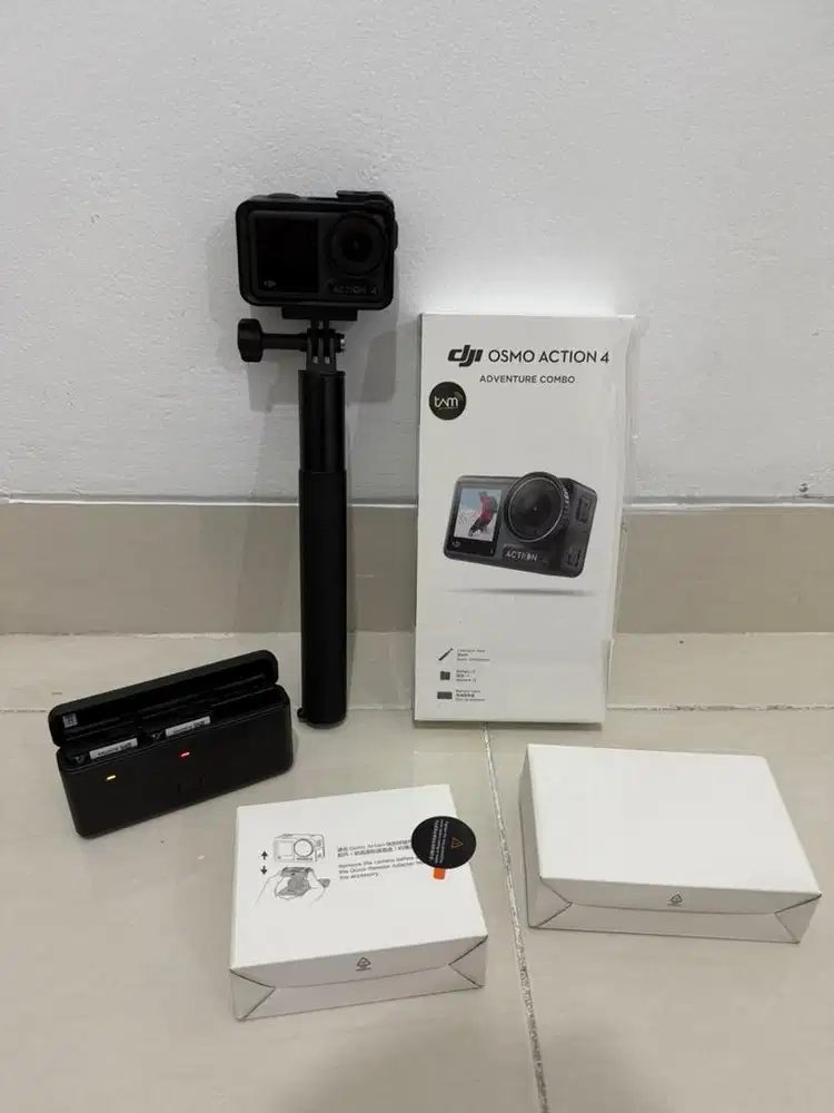DJI OSMO ACTION 4 Adventure Combo