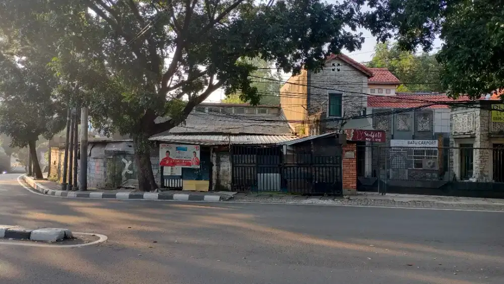 Rumah tua,  area prima