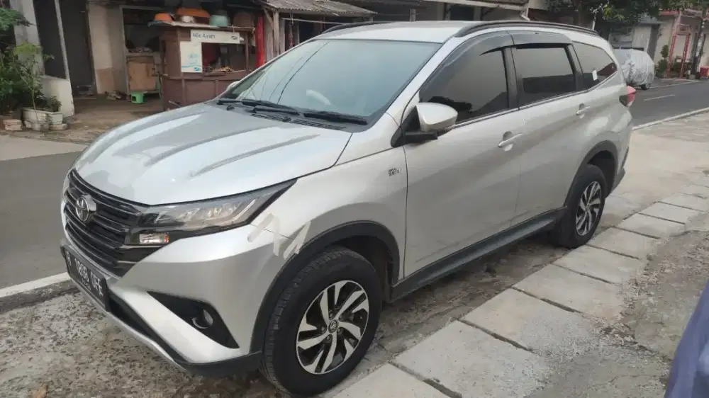 Toyota New Rush 1.5 G AT 2021