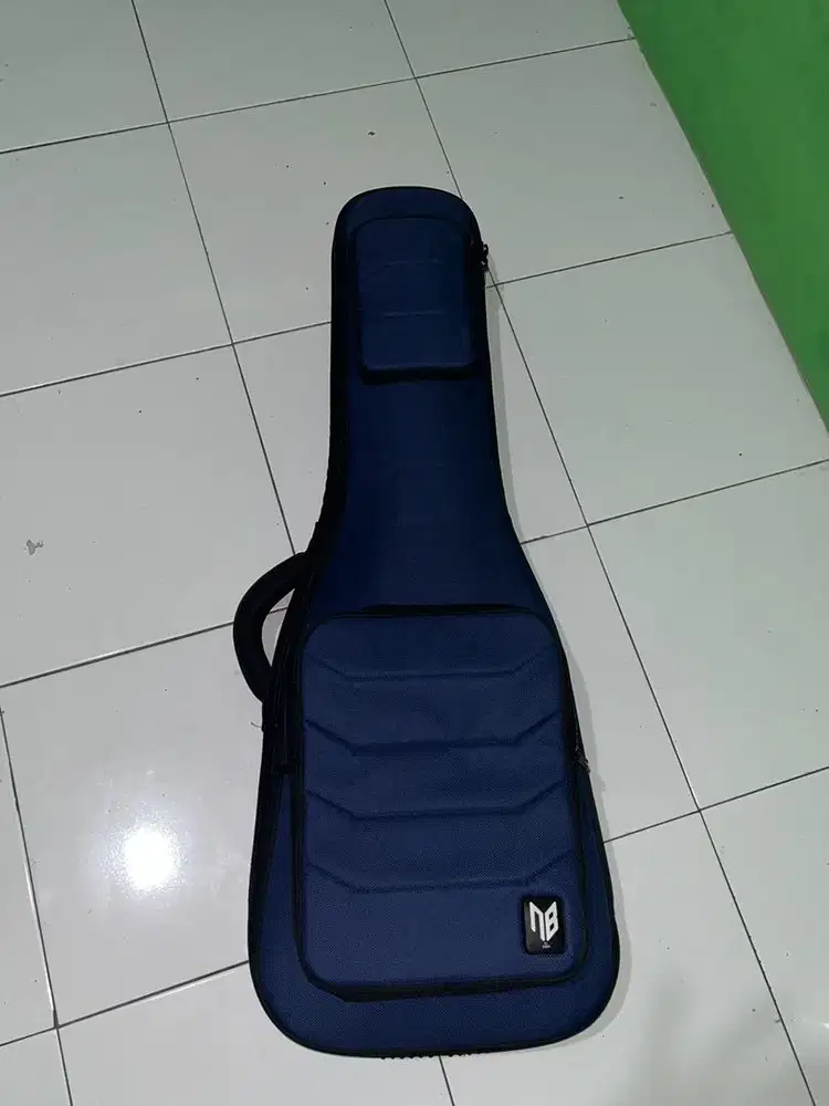 dijual saja tas gitar/gigbag DBM