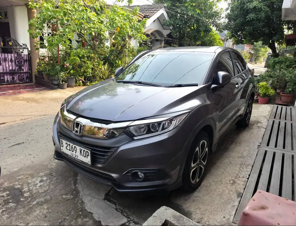Honda HR-V HRV E CVT Matic AT Tahun 2019 Abu , 2020