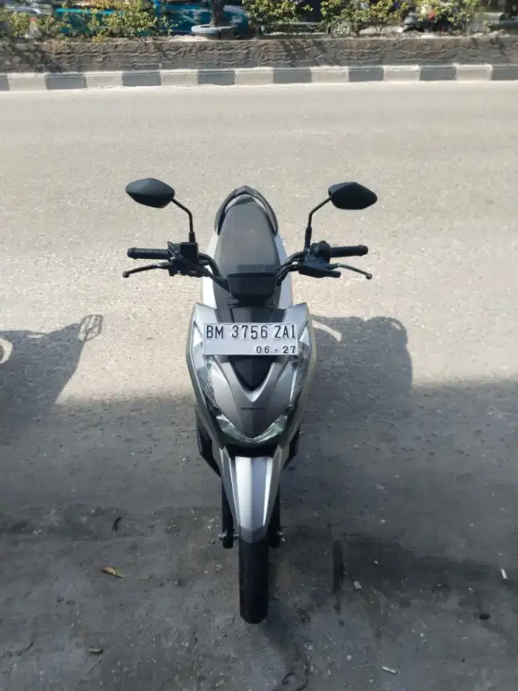 Dijual cepat Honda beat sreat tahun 2022
