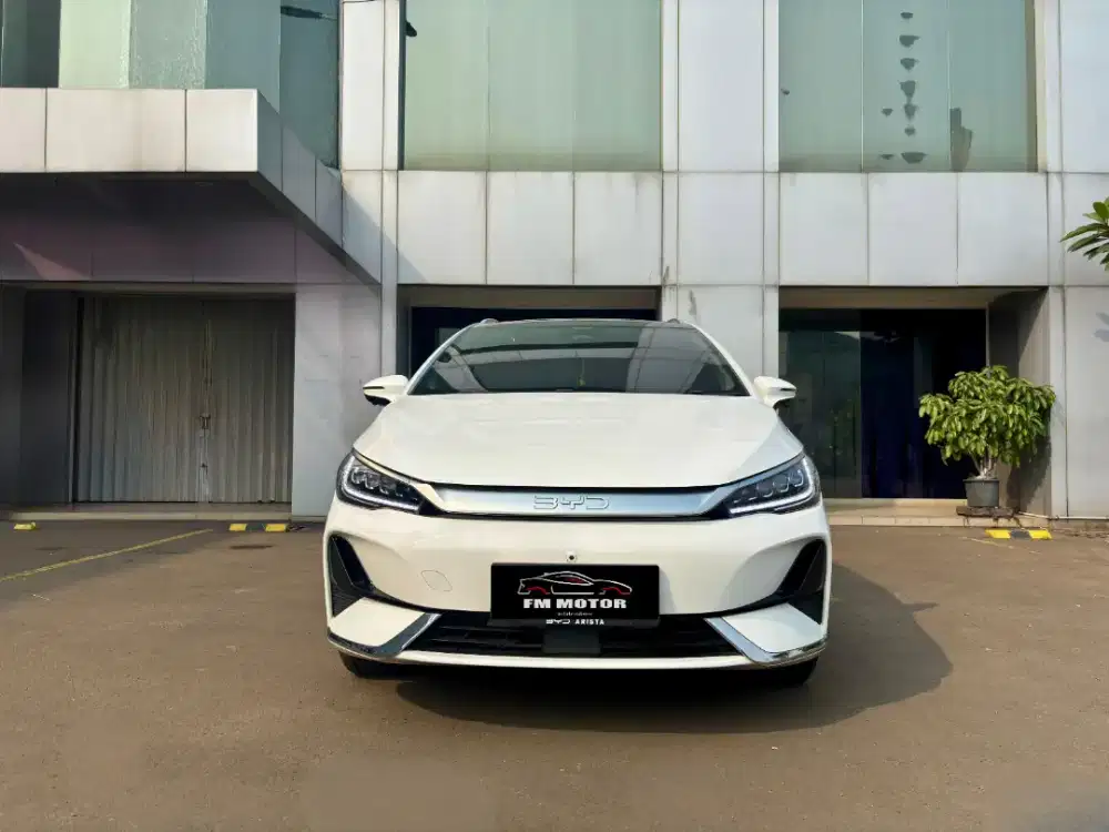 BYD M6 Superior 7 Seater EV 2024 AT, Km 28Ribu, Pajak Panjang