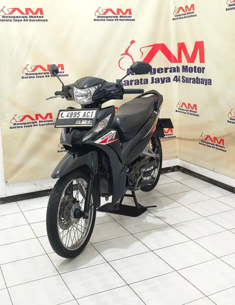 Mulus Honda Revo fit Tahun 2021 warna Hitam