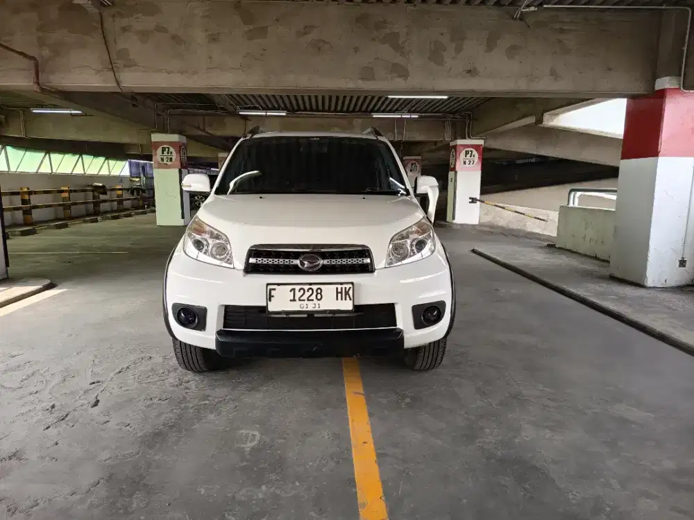 [siapa cepat dia dapat] Daihatsu Terios TX 2011 MT