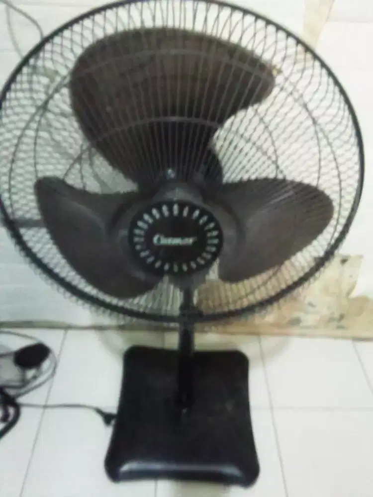 Dijual kipas angin berdiri 16 inchi merk cosmos mulus full orisinil