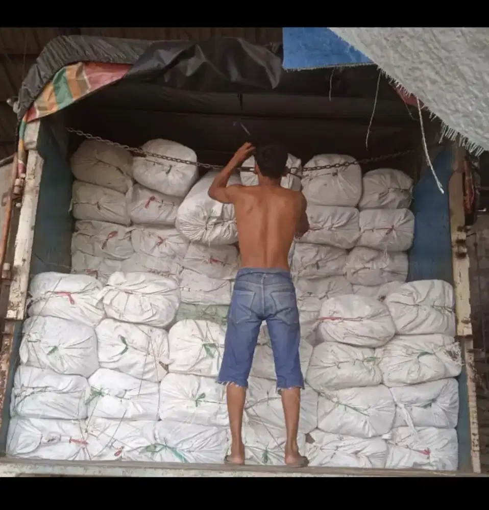 DIBUTUHKAN ADMIN GUDANG