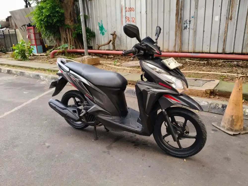 Honda Vario Techno 125cc PGM-FI Thn 2013