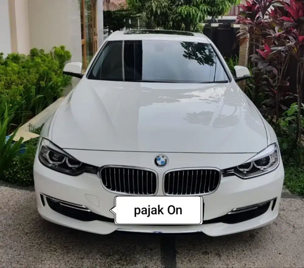 BMW 328i thn 2014 Pemakai/Low KM 49/service rec.Full ORI/B jktPajakOn