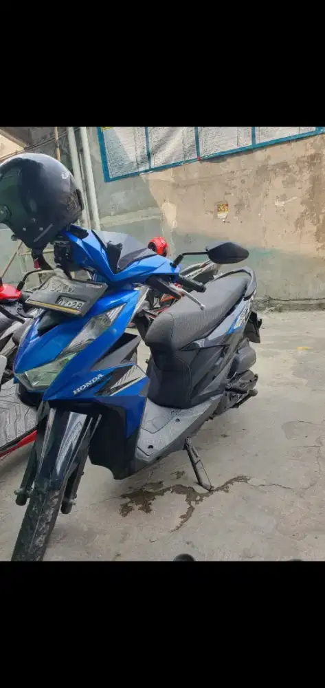 Honda Beat Tahun 2023 biru