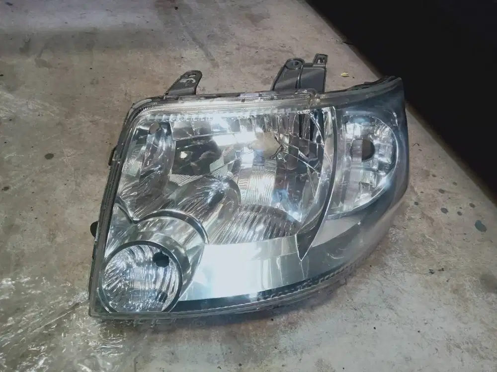 HEADLAMP KIRI SUZUKI APV ARENA 2014, 3532060K01000
