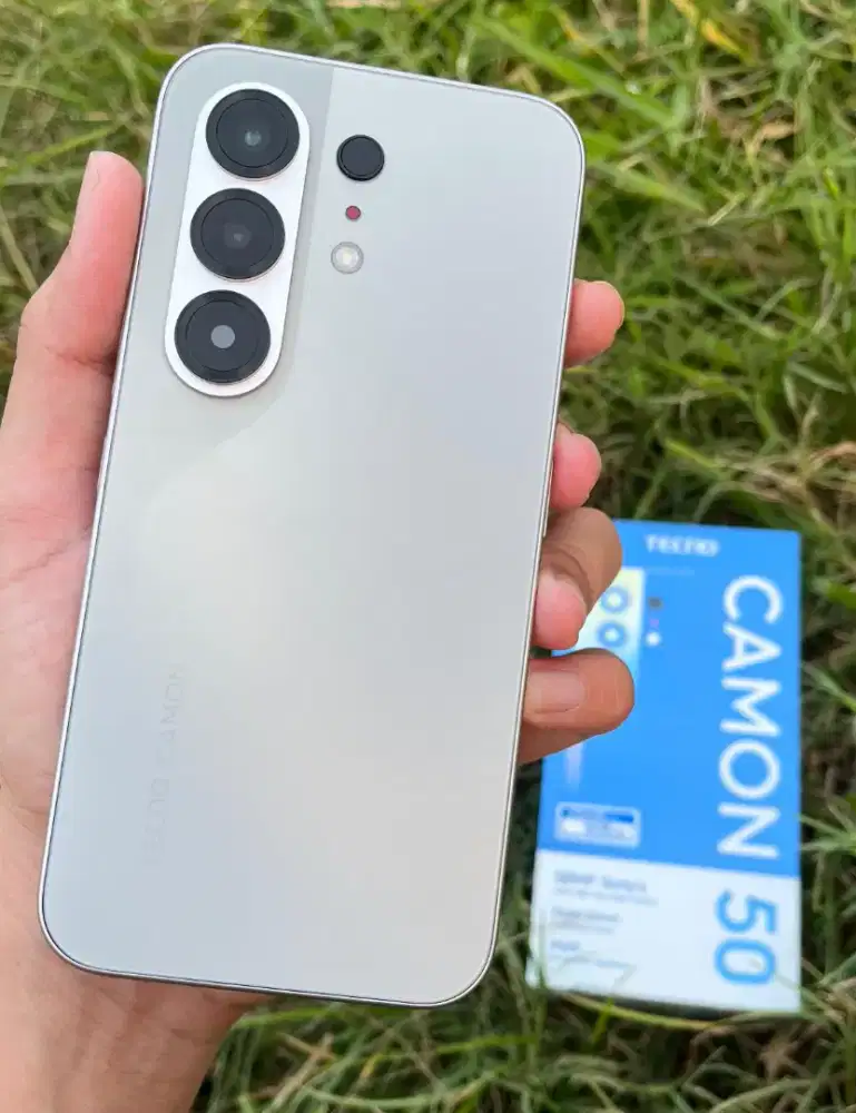 Tecno Camon 50 8/256gb lengkap super mulus